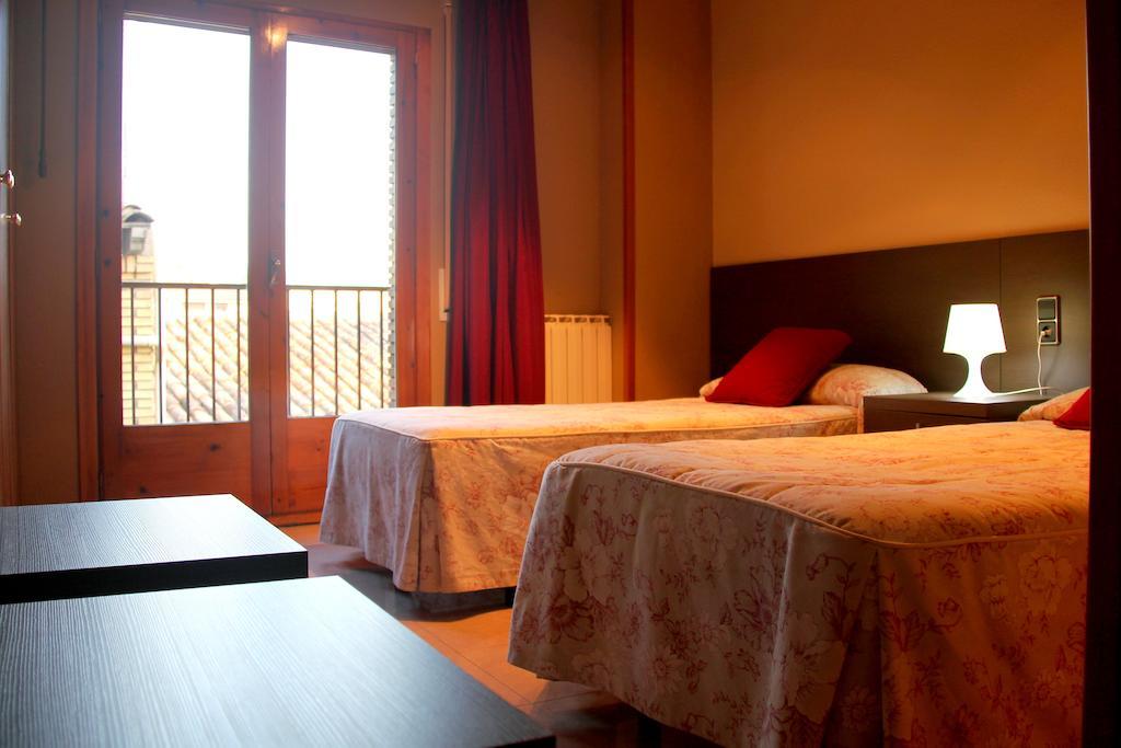 Hostal Cafeteteria Goya Barbastro Dış mekan fotoğraf
