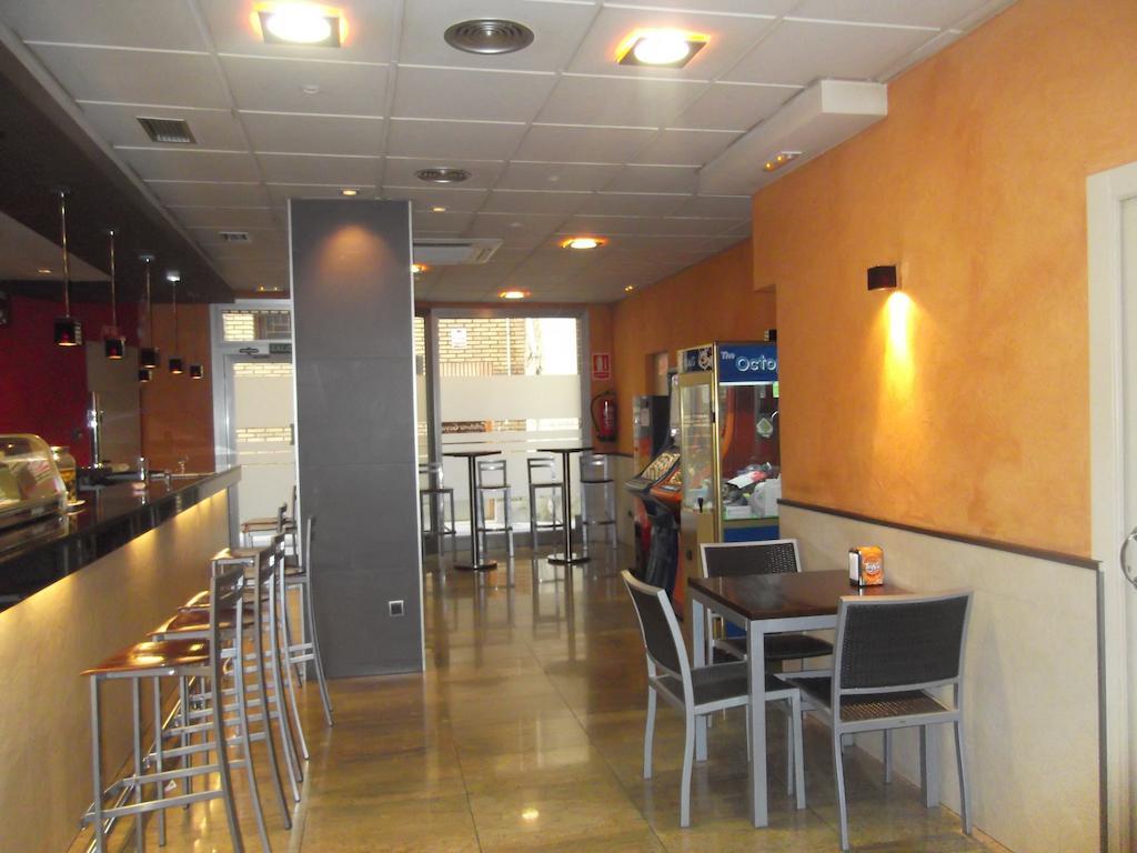 Hostal Cafeteteria Goya Barbastro Dış mekan fotoğraf