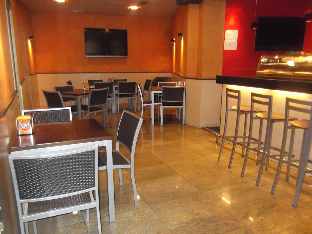 Hostal Cafeteteria Goya Barbastro Dış mekan fotoğraf