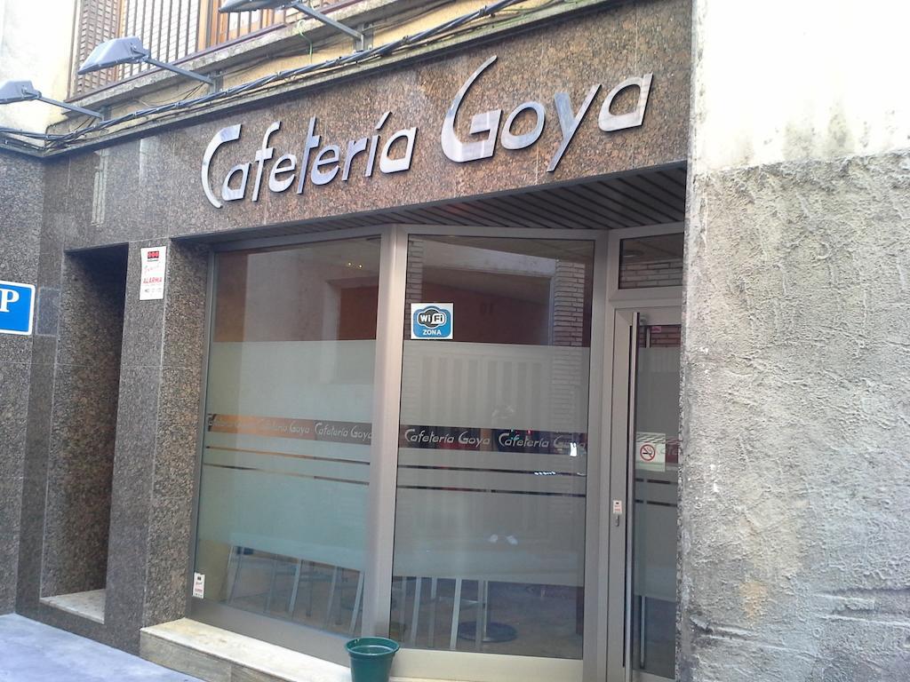 Hostal Cafeteteria Goya Barbastro Dış mekan fotoğraf