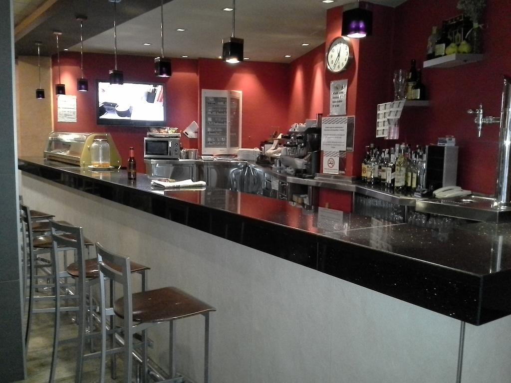Hostal Cafeteteria Goya Barbastro Dış mekan fotoğraf